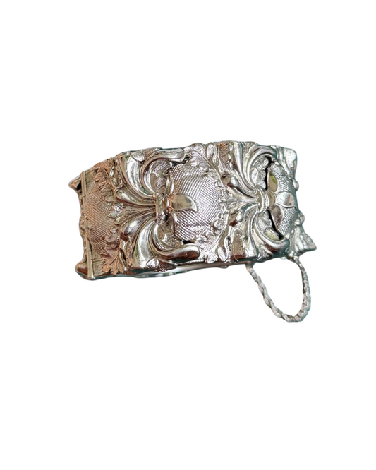 Whiting & Davis Bangle