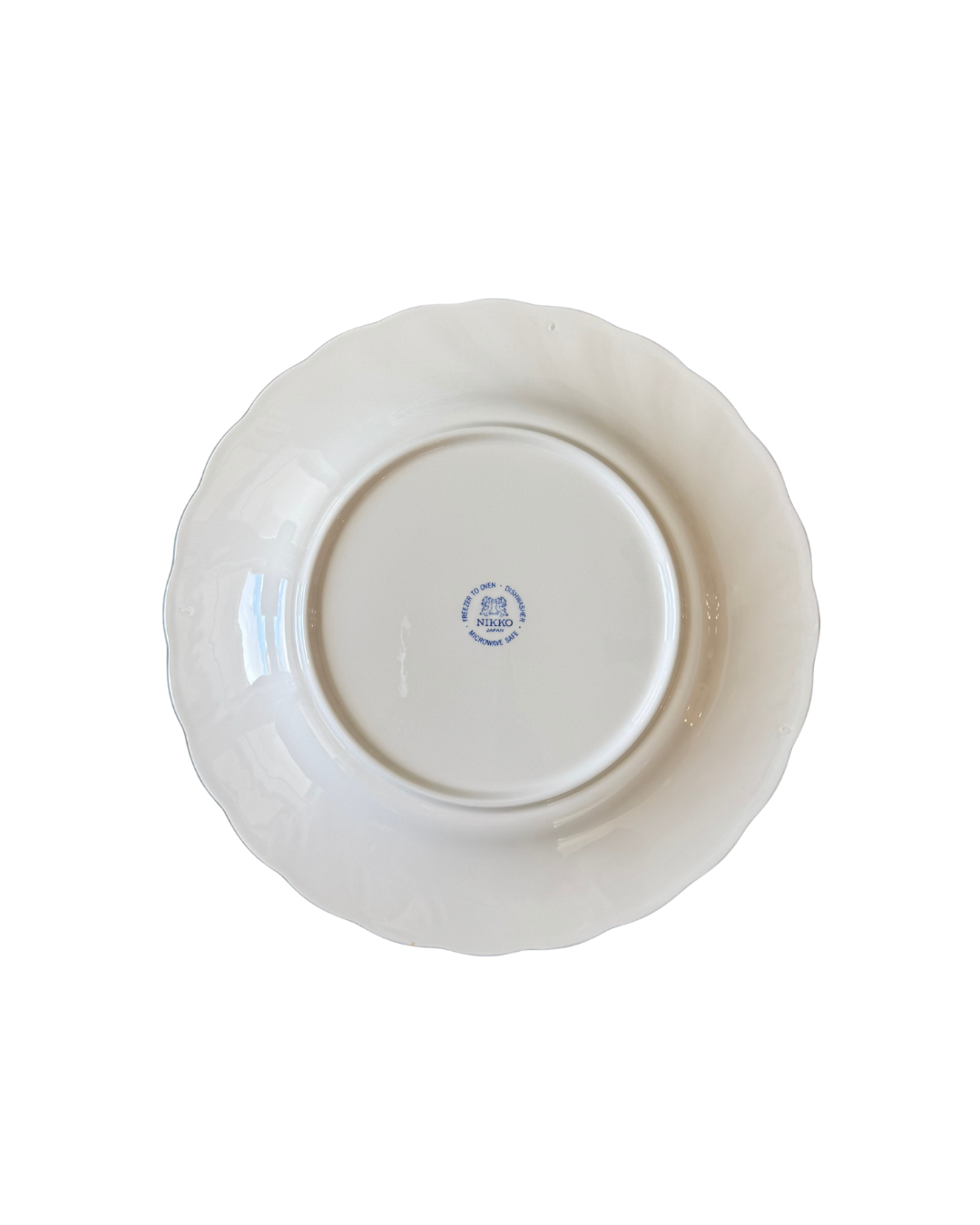 4pc Scalloped Christmas Plates (Dinner)