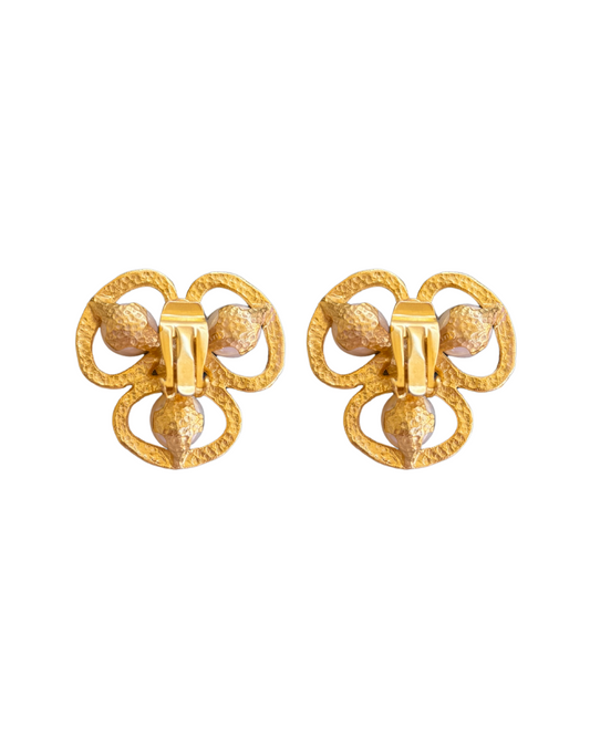 Graft Pearl Clip-On Earrings